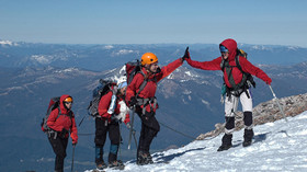 صعود تاریخ‌ساز ️بانوان کوهنورد همدانی به قله سبلان