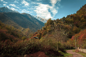 روستای ییلاقی خلیندره یا خولین دره یکی از زیباترین ییلاقات منطقه کتول است ، این روستا در دهستان استرآباد و35 کیلومتری جنوب غربی شهرستان علی آباد  کتول قرار دارد.