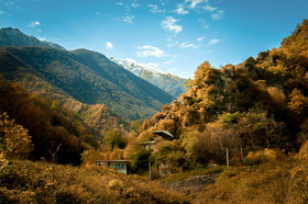 روستای ییلاقی خلیندره یا خولین دره یکی از زیباترین ییلاقات منطقه کتول است ، این روستا در دهستان استرآباد و35 کیلومتری جنوب غربی شهرستان علی آباد  کتول قرار دارد.