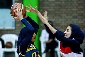 دیدار تیم‌های پاژ تهران و نامی نو اصفهان