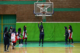 دیدار تیم‌های پاژ تهران و نامی نو اصفهان