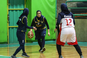 دیدار تیم‌های پاژ تهران و نامی نو اصفهان