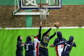 دیدار تیم‌های پاژ تهران و نامی نو اصفهان