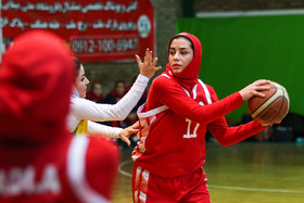 دیدار تیم‌های هیرو و پالایش نفت آبادان