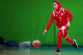 دیدار تیم‌های هیرو و پالایش نفت آبادان