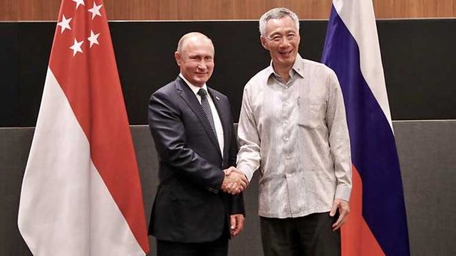 پوتین و نخست‌وزیر سنگاپور