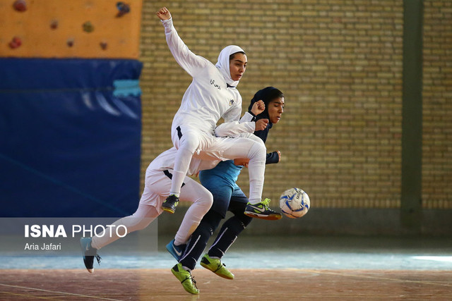 دیدار تیم‌های فوتسال دریژنو فرخ شهر و پارس آرا شیراز