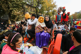 شادپیمایی کودکان همدانی در مرکز شهر همدان