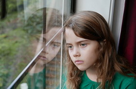 افسردگی در کودکان چه نشانه‌هایی دارد؟