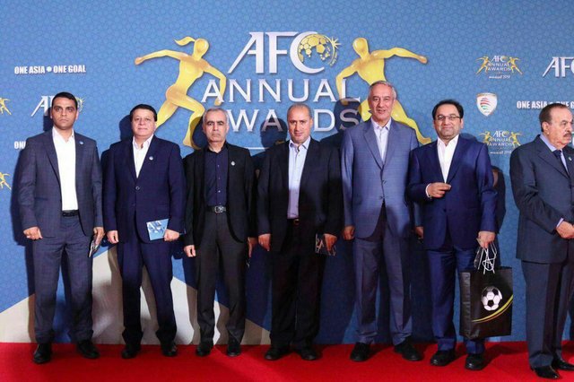 مهدی تاج علی کفاشیان محمدرضا ساکت مراسم بهترین های فوتبال آسیا 2018