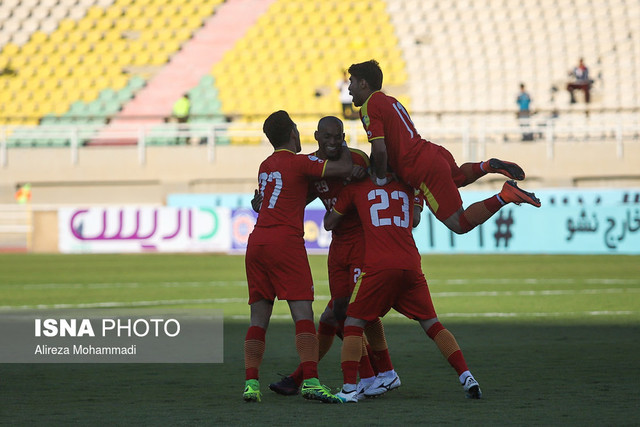 برتری شاگردان قطبی مقابل پرسپولیس در نیمه نخست