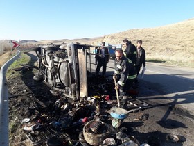 حریق خودرو جان پنج نفر را گرفت