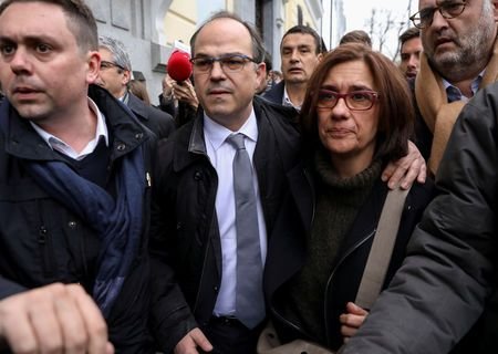 بستری شدن دو رهبر محبوس کاتالونیا و تکرار درخواست‌شان برای مذاکره