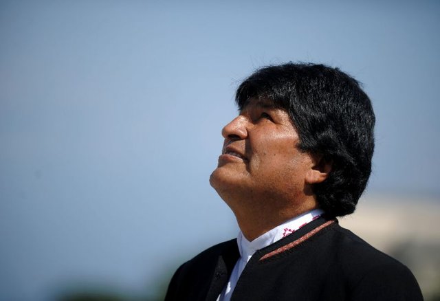 مخالفان در بولیوی به مورالس تا دوشنبه فرصت دادند استعفا کند