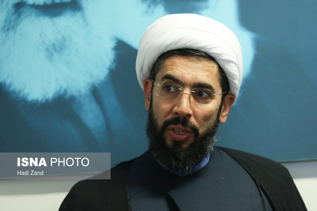 تا رسیدن به شور سیاسی مطلوب فاصله داریم/ جریان‌های انحرافی در دانشگاه قابل پذیرش نیستند