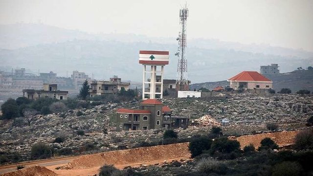 درخواست صهیونیست‌ها از ساکنان روستاهای مرزی برای ترک منازل‌شان/آماده‌باش ارتش لبنان در مرز