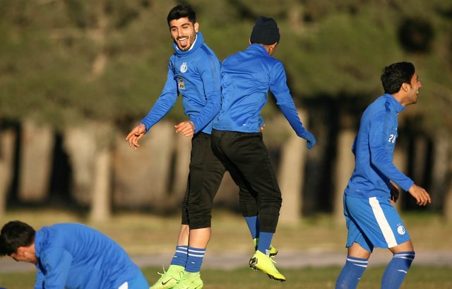 از پارگی ابروی اسماعیلی تا برخورد گرم با کی‌روش/ صیادمنش دروازه‌بان شد