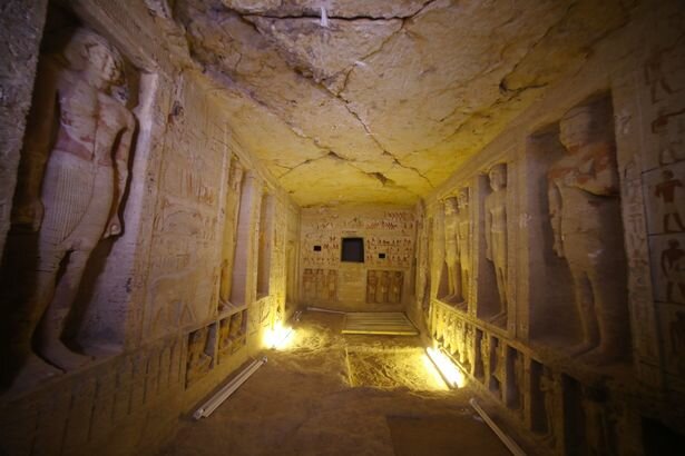 کشف یک مقبره شگفت‌انگیز در مصر + عکس