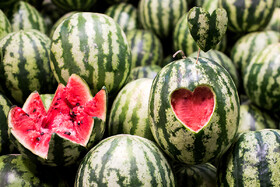 خرید شب یلدا در قزوین