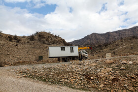  انتقال کانکس به روستای آب‌زر