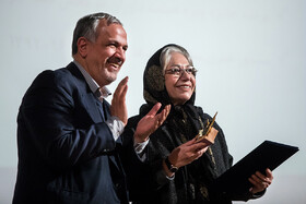 تجلیل از رخشان بنی اعتماد، در پنجمین جایزه تهران