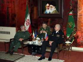 توسعه همکاری ها در زمینه‌های مختلف دفاعی و مقابله با تروریسم