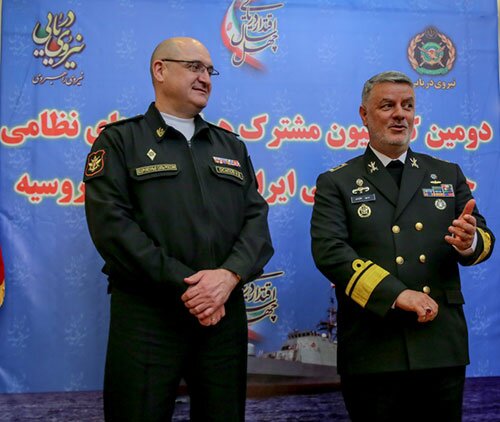 همکاری نیروی دریایی ایران و روسیه توسعه می‌یابد/برگزاری رزمایش مشترک در آینده‌ای نزدیک