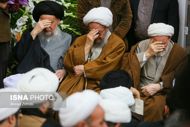 ‌مراسم بزرگداشت جانباختگان سقوط هواپیمای اوکراینی در قم برگزار شد