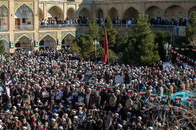 اجتماع بزرگ مردمی در قم برگزار شد