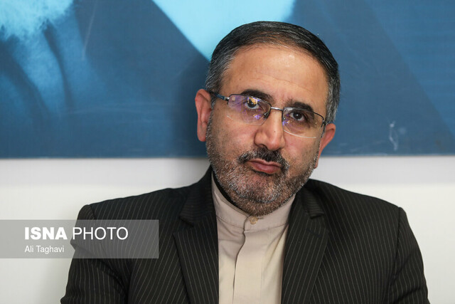 احمدی لاشکی: نقد سازنده یک شیوه برای مرتفع ساختن کاستی‌ها و ضعف‌ها است