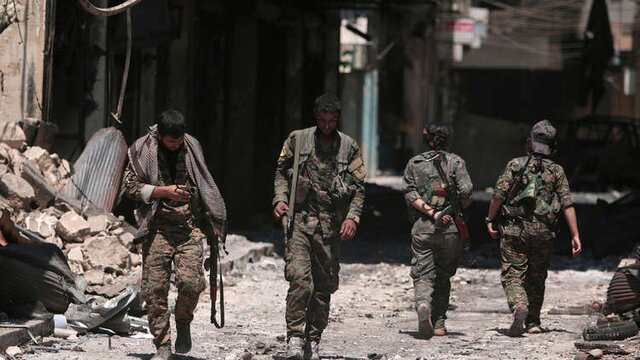 سوریه: حدود ۴۰۰ نیروی کرد از منبج عقب‌نشینی کردند