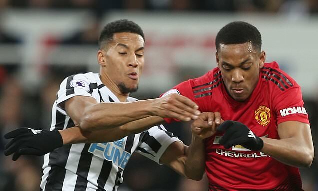 ادامه پیروزی‌های یونایتد در شب توقف آبی‌های لندن