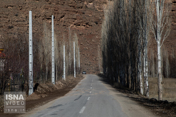 ویدئو / تک‌روستای بی‌برق تهران روشن می‌شود