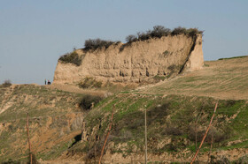 منطقه چاله پل شهرستان نکا در استان مازندران به علت حاصل خیز بودن خاک توسط برخی از اهالی محل به سوداگران خاک فروخته می‌شود یا خاک آن در کورهای آجر پزی مورد استفاده قرار می‌گیرد. 