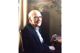 جهان حافظ‌شناسی وجودی نازنین را از دست داد