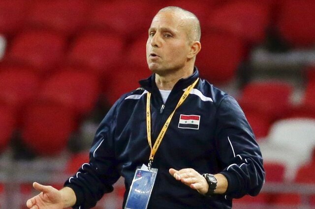 عمر السومه بازوبند کاپیتانی سوریه را پس داد