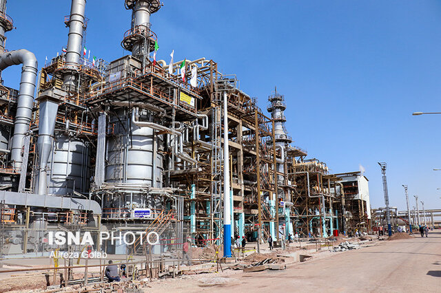 آمادگی ۱۱۴ شرکت خارجی برای همکاری در پروژه‌های نفتی ایران
