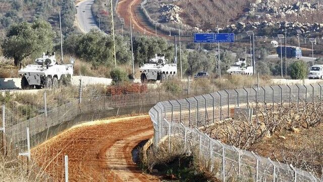 اسرائیل ساخت دیوار حائل در مناطق مورد مناقشه با لبنان را از سر گرفت