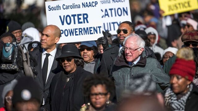 برنی سندرز در تلاش برای جلب نظر سیاهپوستان کارولینای جنوبی