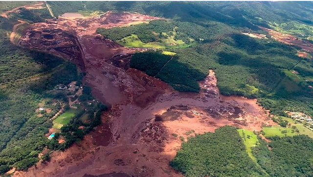 شکستن سد در برزیل و مفقود شدن صدها نفر