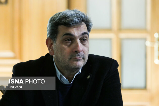 تاکید شهردار تهران بر پیگیری نظارت بر ایمنی اماکن تجاری و انبارهای پیرامون آن 