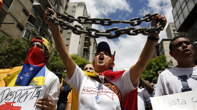 نقشه مخالفان دولت ونزوئلا برای دست اندازی به درآمد نفتی