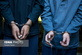 دستگیری دو قاچاقچی تحت تعقیب در استان مرکزی