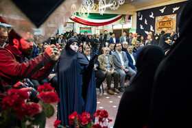 مراسم نمادین نواخته شدن زنگ انقلاب