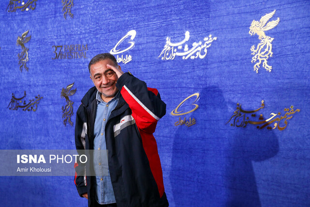 برای خسرو احمدی و حضور همیشگی‌اش در تئاتر