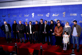 عوامل فیلم «سرخ پوست» در هشتمین روز سی‌وهفتمین جشنواره فیلم فجر