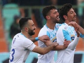 پیروزی استقلال مقابل پیکان در نیمه نخست