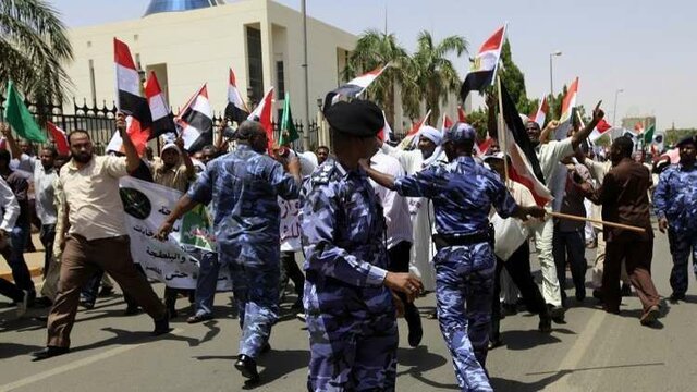 سودان ۲۶ تن از رهبران احزاب مخالف را بازداشت کرد