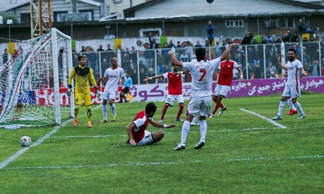 چالش شاهین و سرخ‌پوشان و گل‌ریحان برای جایگاه برتر