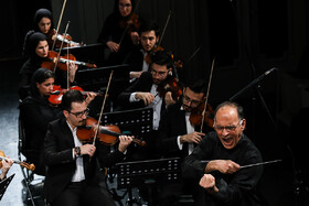 چهارمین شب سی‌ و چهارمین جشنواره موسیقی فجر؛ «ارکستر ر توریک» به رهبری نصیر حیدریان در تالار وحدت